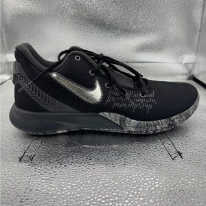 Nike Kyrie Flytrap II Men’s Size 9.5 Black Basketball Shoes Sneakers AO4436-009